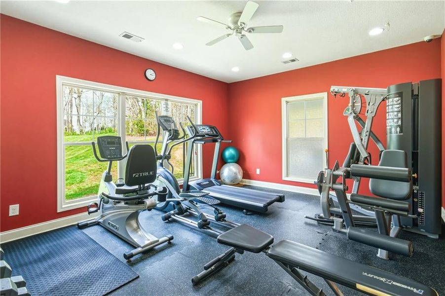 Community amenities in , Blairsville (Image 90).