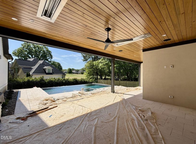 A1A006E7-9901-4BA6-8C68-88A03EEEDC21_1_1