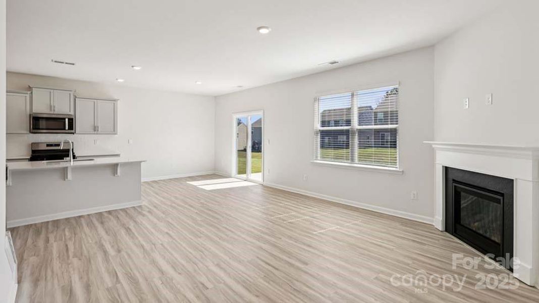 Spacious, unfurnished interior of a new home in Wallace Springs, Statesville (Image 35).
