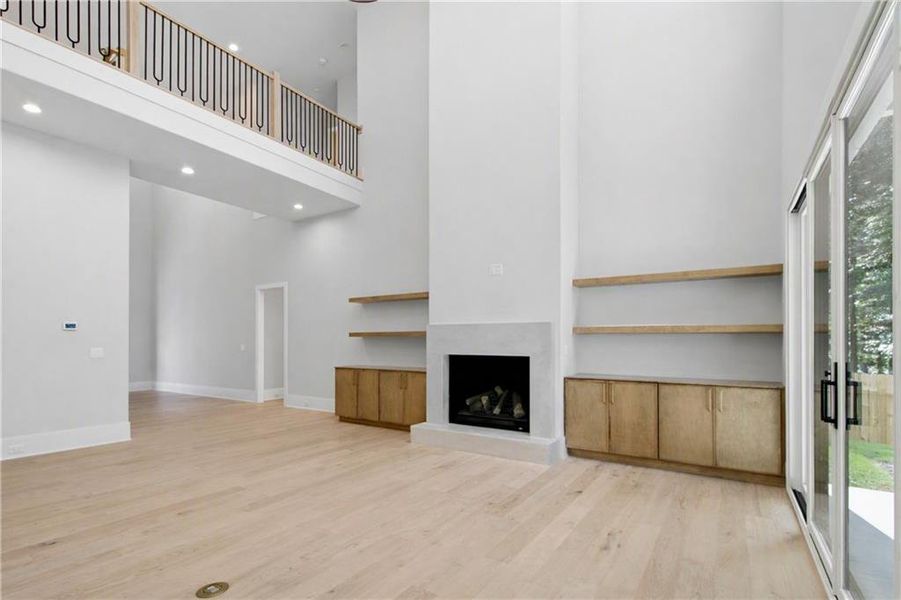 Spacious, unfurnished interior of a new home in , Alpharetta (Image 49). Spacious, unfurnished interior of a new home in , Alpharetta (Image 49).