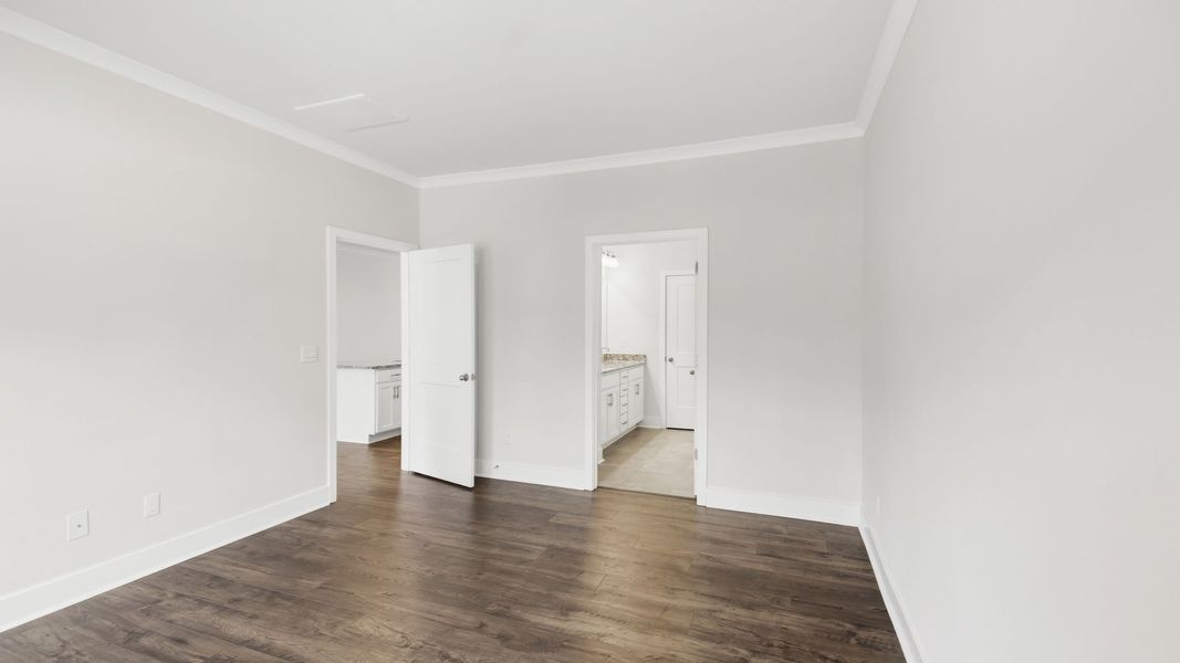 Spacious, unfurnished interior of a new home in Pleasant Grove, Weaverville (Image 23).