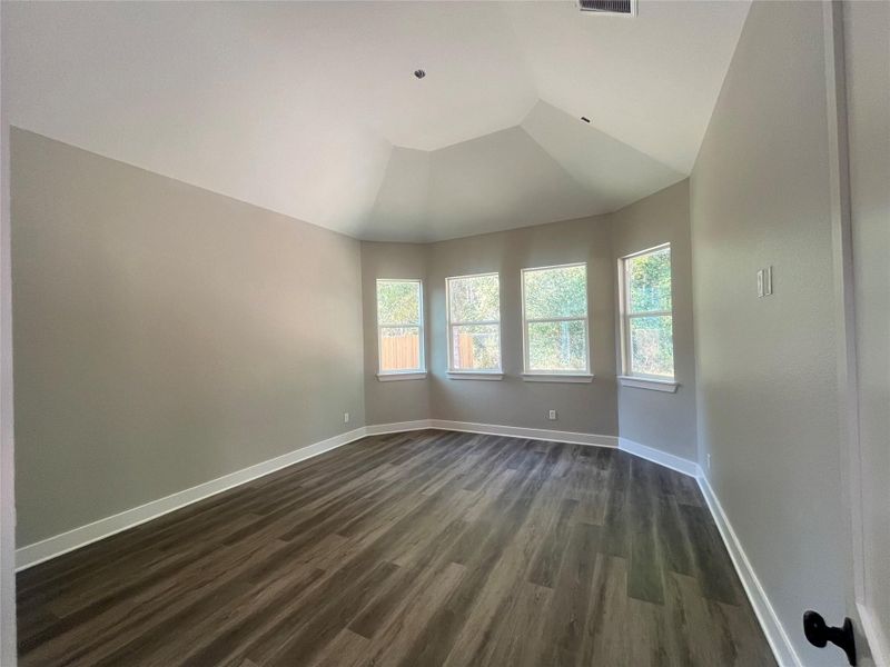 28807 Champion Oak primary bedroom