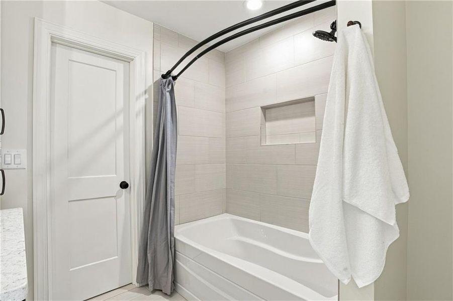 Furnished interior view inside a new home in , Auburn (Image 53).