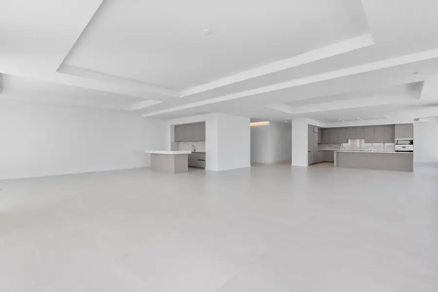 Penthouse 2602