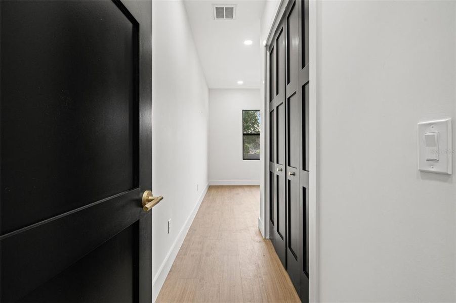 Image 52 of a home in .