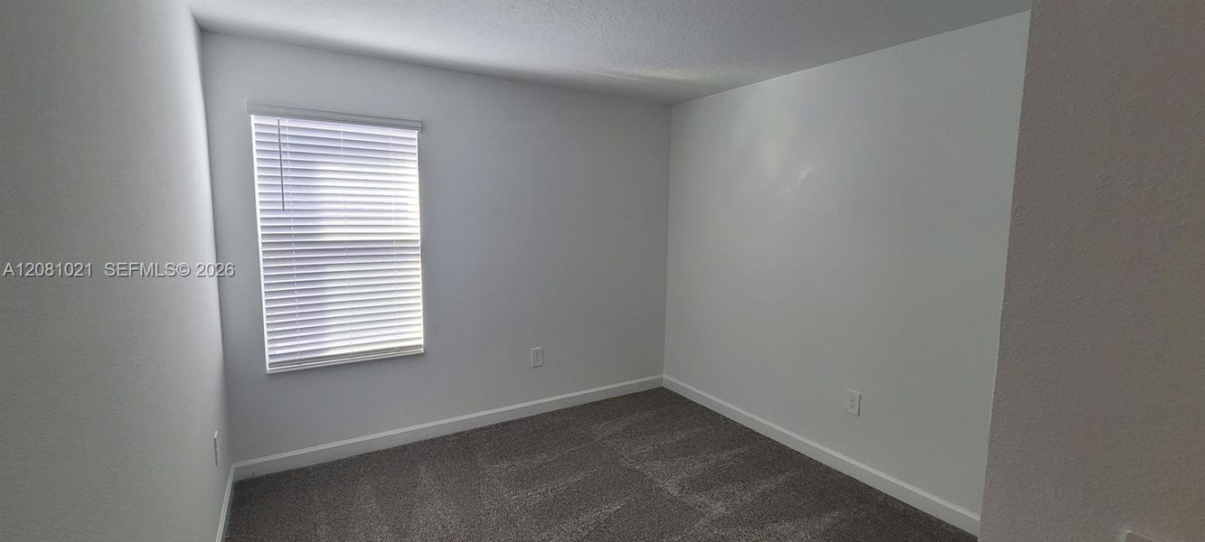 Spacious, unfurnished interior of a new home in , Orlando (Image 25).