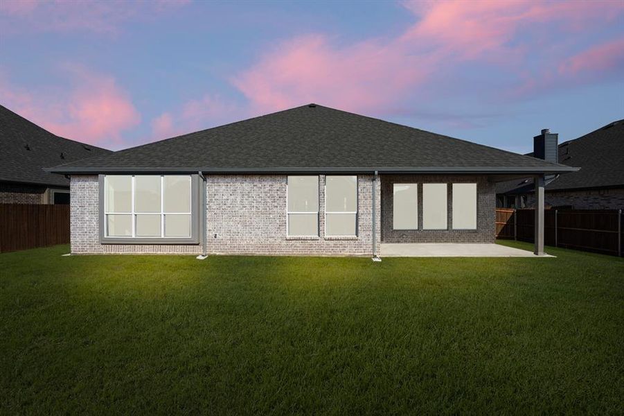 904 Meadowview- Back-2 904 Meadowview- Back-2