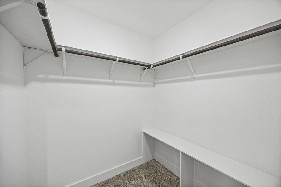 Spacious, unfurnished interior of a new home in , Houston (Image 17).