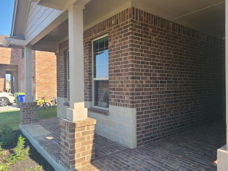 Covered front Porch