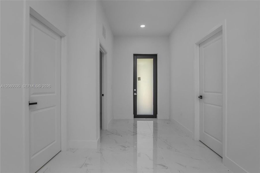 Spacious, unfurnished interior of a new home in , Cape Coral (Image 20). Spacious, unfurnished interior of a new home in , Cape Coral (Image 20).
