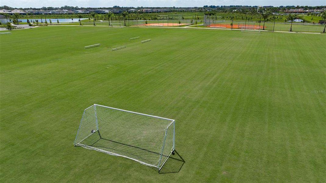 Community amenities in Skye Ranch Community Group Page, Sarasota (Image 15).