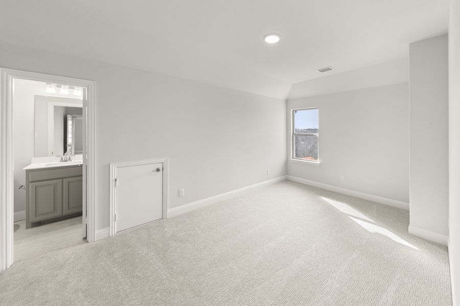 Representative unfurnished interior of a home built from the Sherman by Windsor Homes in Anna Town Square, Anna (Image 23).
