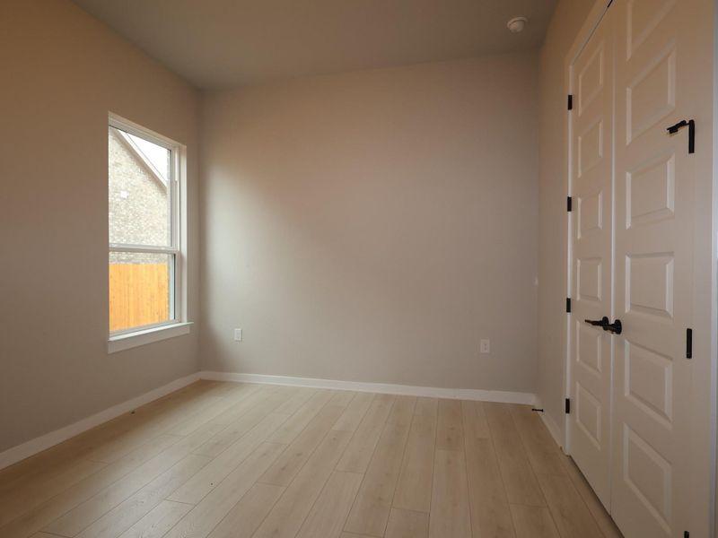 Spacious, unfurnished interior of a new home in Colony at Cole Springs, Buda (Image 4). Spacious, unfurnished interior of a new home in Colony at Cole Springs, Buda (Image 4).