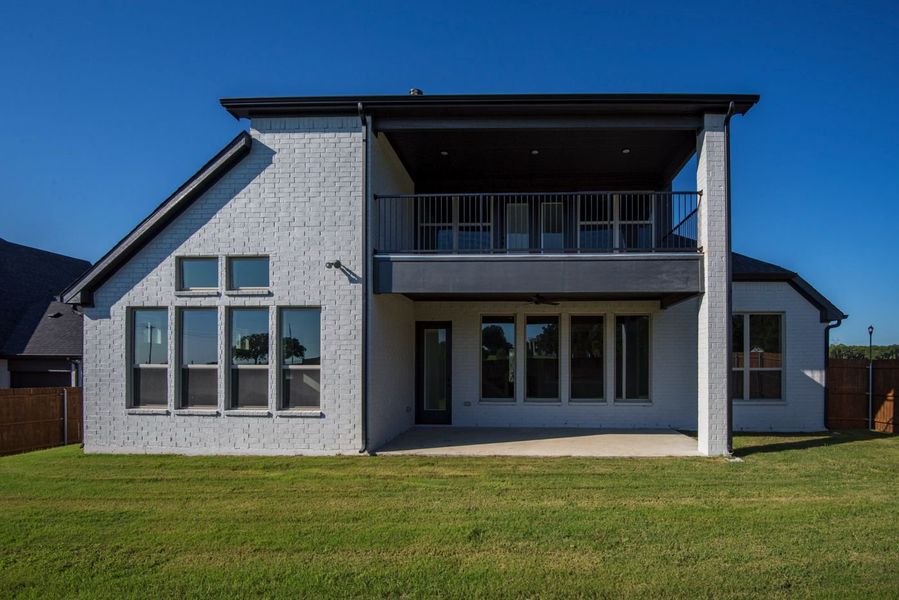 Representative exterior details of a home built from the Washington II by Windmiller Custom Homes in The Highlands, Northlake (Image 19). Representative exterior details of a home built from the Washington II by Windmiller Custom Homes in The Highlands, Northlake (Image 19).