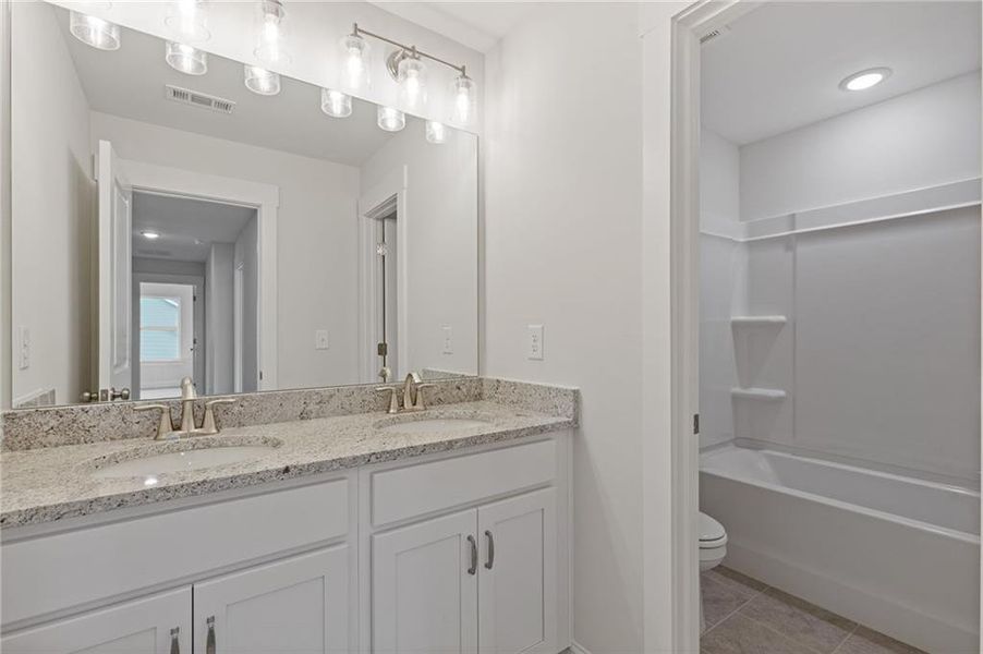 Furnished interior view inside a new home in , Dallas (Image 6).