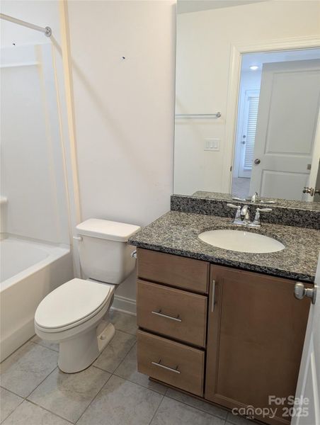 Upper level full bath