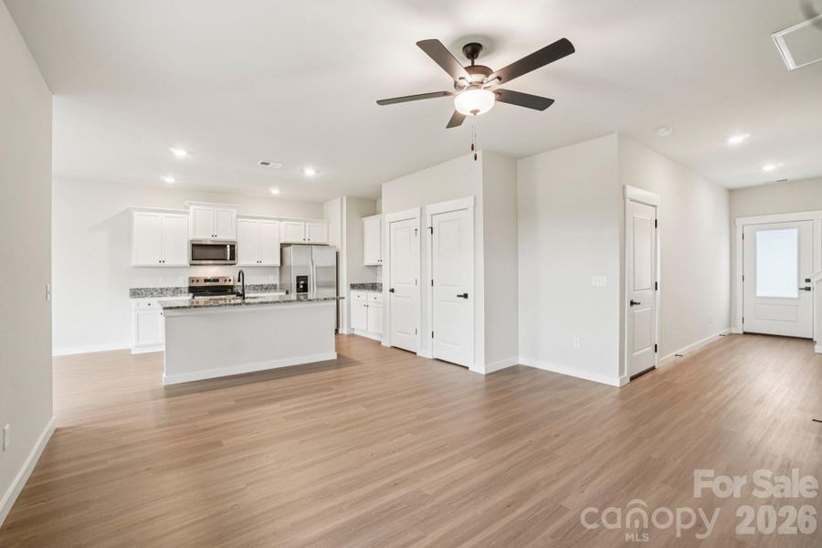 Spacious, unfurnished interior of a new home in Knights Bridge, Richburg (Image 6).
