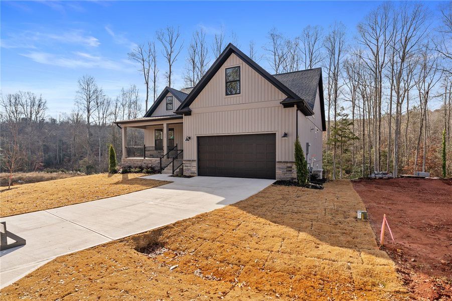 Front exterior of a new home in South Park, Piedmont, SC, highlighting curb appeal (Image 2). Front exterior of a new home in South Park, Piedmont, SC, highlighting curb appeal (Image 2).