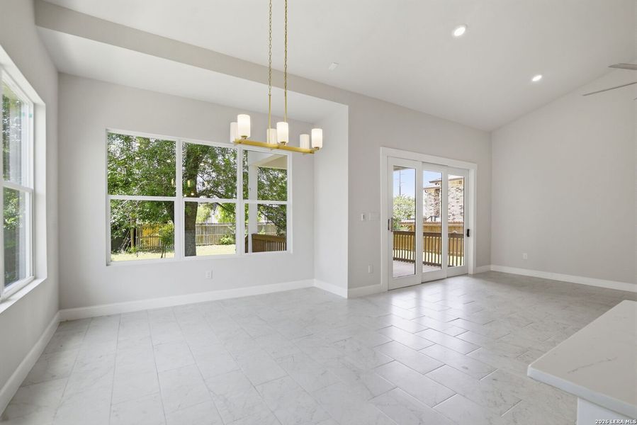 Spacious, unfurnished interior of a new home in , San Antonio (Image 18).