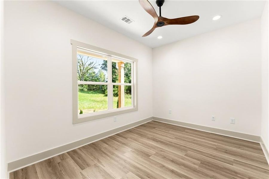 Spacious, unfurnished interior of a new home in , Clarkesville (Image 25).