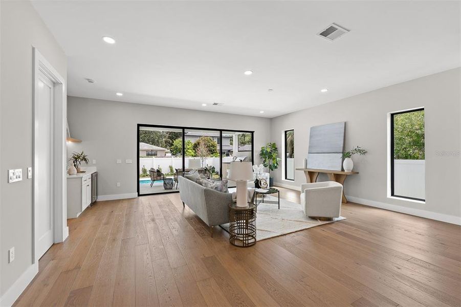 Furnished interior view inside a new home in , Orlando (Image 6).