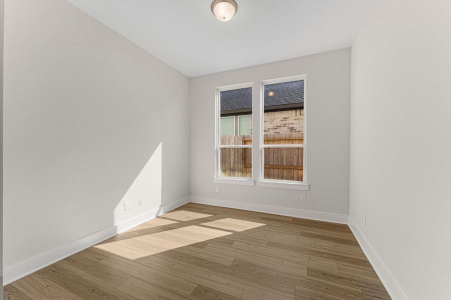 Spacious, unfurnished interior of a new home in Cross Creek Ranch, Fulshear (Image 21).