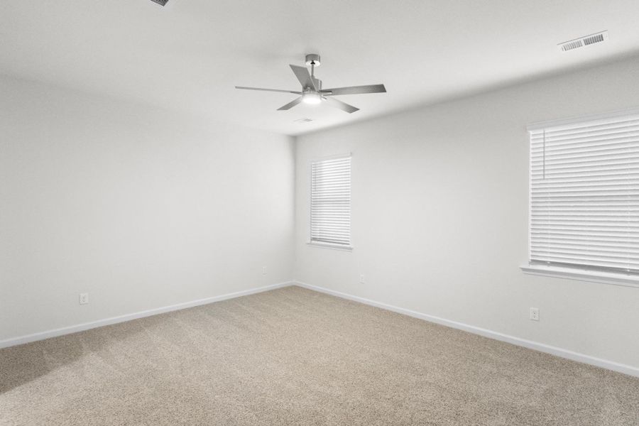 Spacious, unfurnished interior of a new home in Hitchcock Preserve 55', Aiken (Image 12).