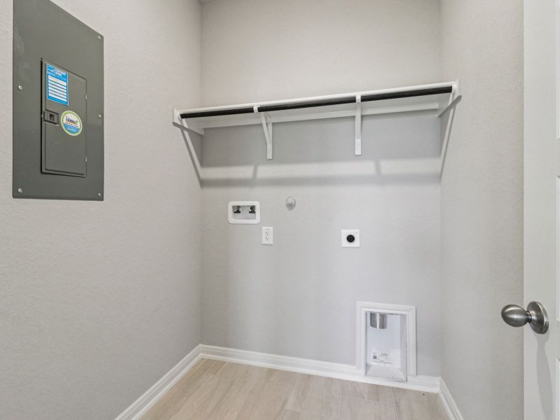 Spacious, unfurnished interior of a new home in Kallison Ranch, San Antonio (Image 26).