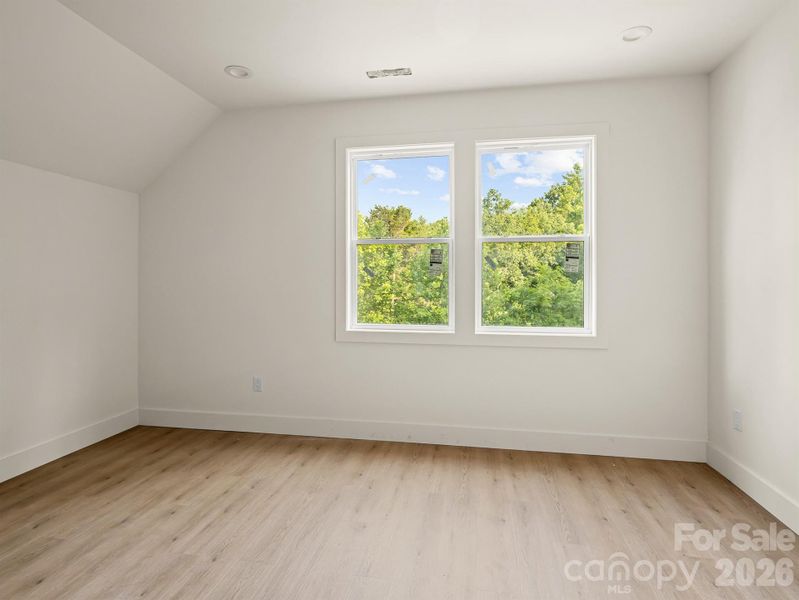Spacious, unfurnished interior of a new home in , Leicester (Image 13).