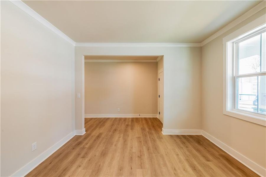 Spacious, unfurnished interior of a new home in Cambridge at Steels Bridge: Steels Bridge, Canton (Image 22).