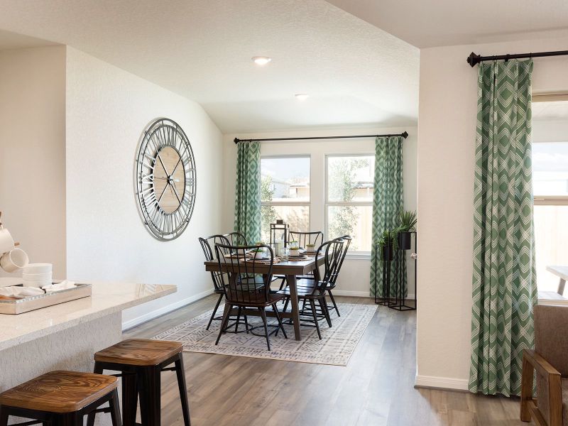 The open floorplan provides excellent entertaining.