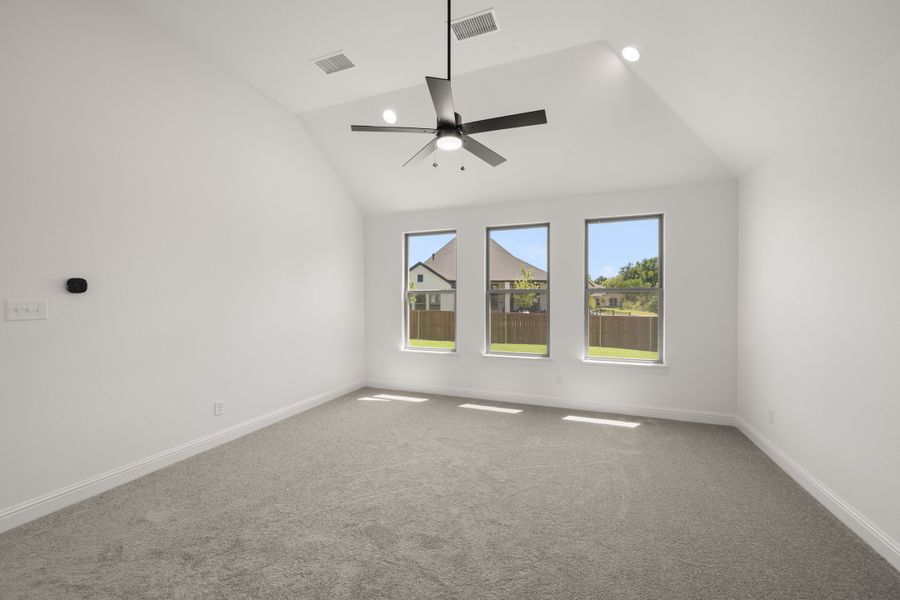 Spacious, unfurnished interior of a new home in Redden Farms, Midlothian (Image 28).