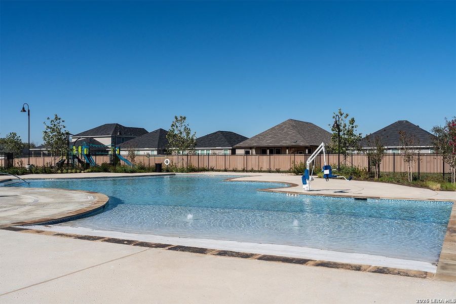 Community amenities in , San Antonio (Image 5).