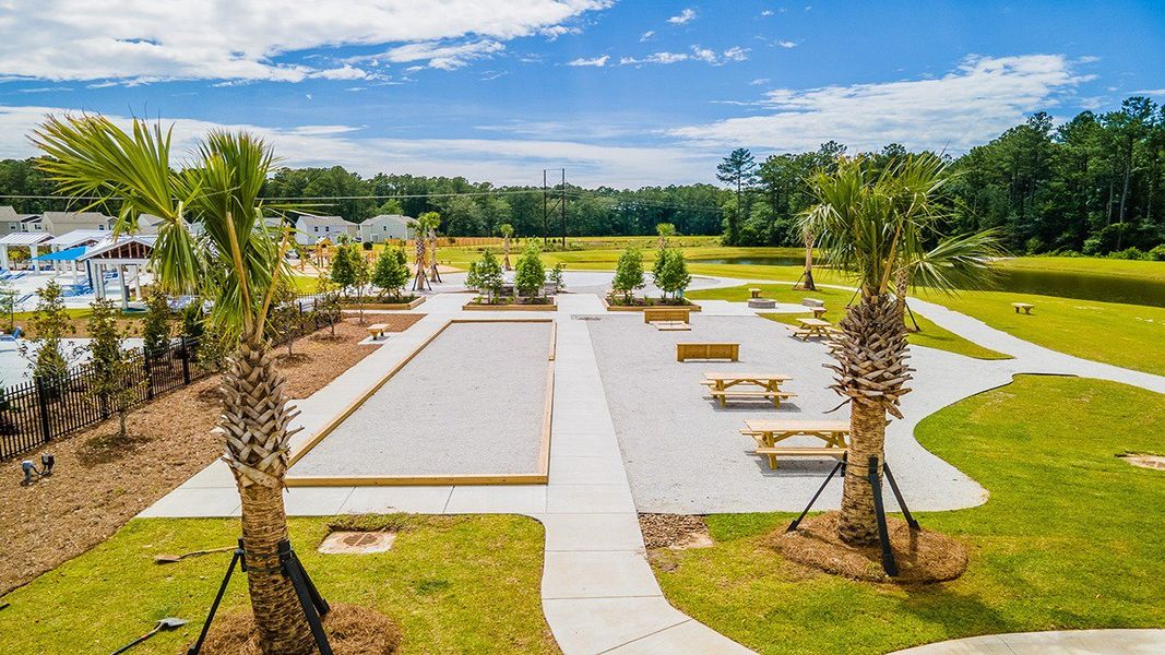 Community amenities in Pine Hills Townhomes at Cane Bay, Summerville (Image 25).
