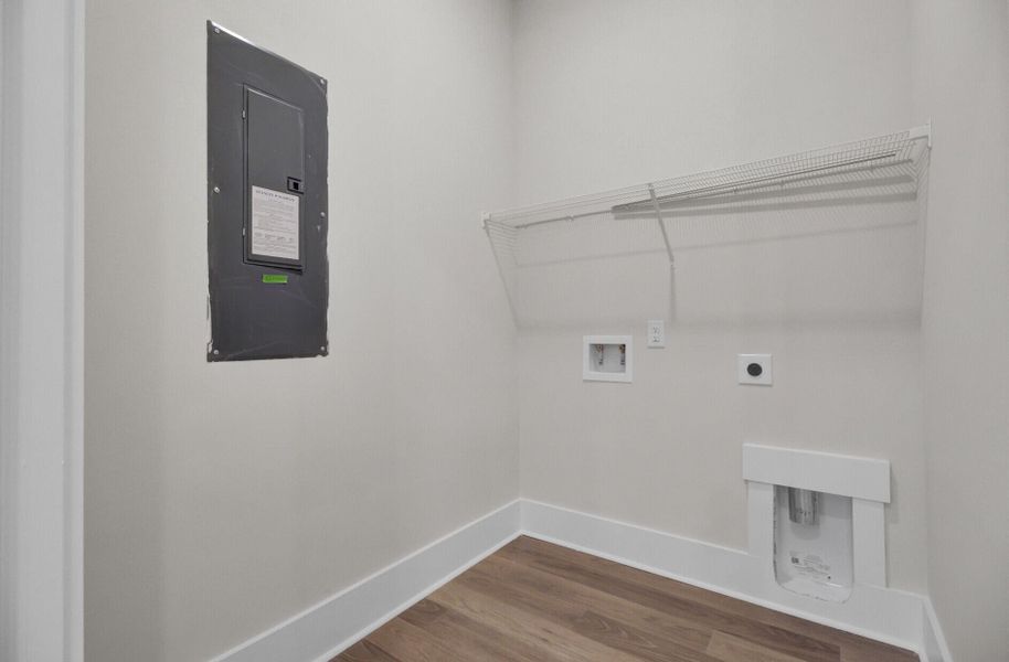 Spacious, unfurnished interior of a new home in Indigo Grove Single Family Homes, Johns Island (Image 40). Spacious, unfurnished interior of a new home in Indigo Grove Single Family Homes, Johns Island (Image 40).