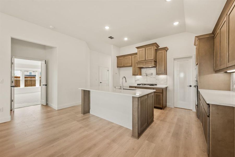Furnished interior view inside a new home in Stone River Glen 50s, Royse City (Image 13). Furnished interior view inside a new home in Stone River Glen 50s, Royse City (Image 13).