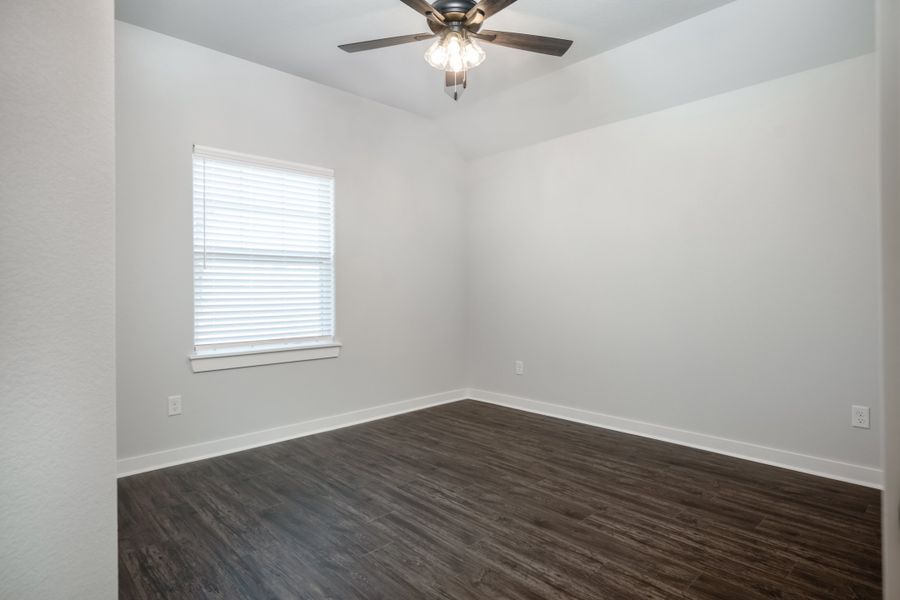 Representative unfurnished interior of a home built from the The Lily by Avonley Homes in Bonham Trace, Bryan (Image 21).