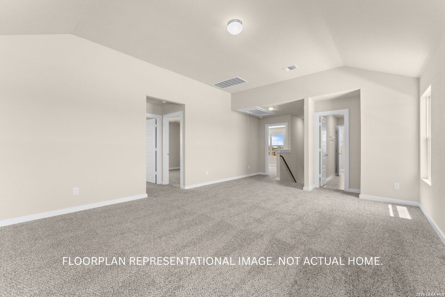 Spacious, unfurnished interior of a new home in Park Place, New Braunfels (Image 15).