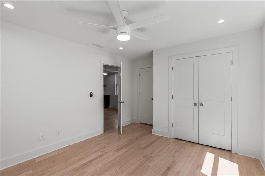 Spacious, unfurnished interior of a new home in , Smyrna (Image 40).