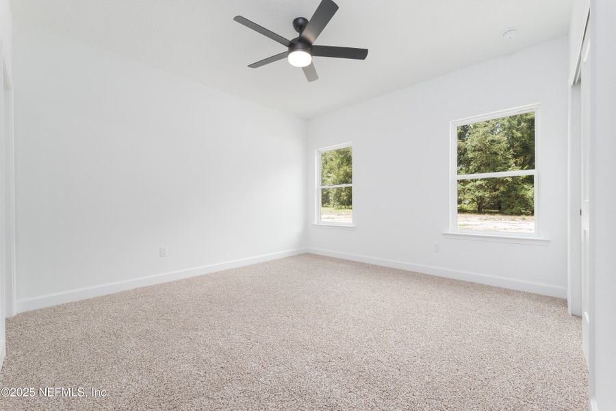 Spacious, unfurnished interior of a new home in , Keystone Heights (Image 14).