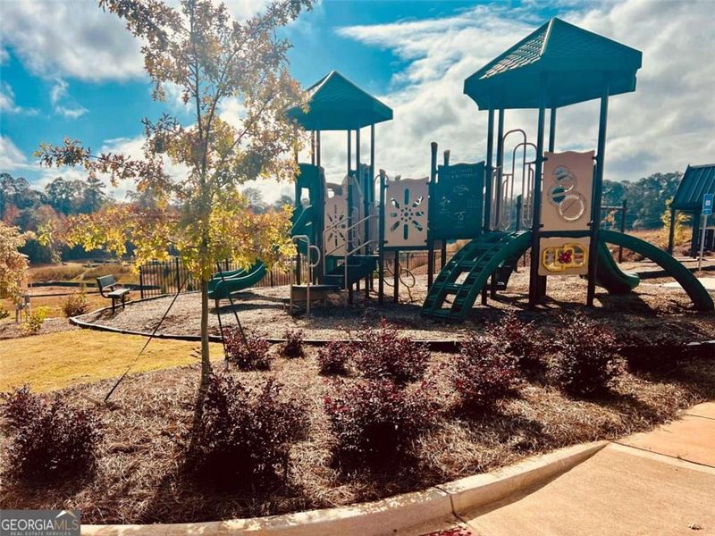 Community amenities in Fern Dale, Fairburn (Image 26).