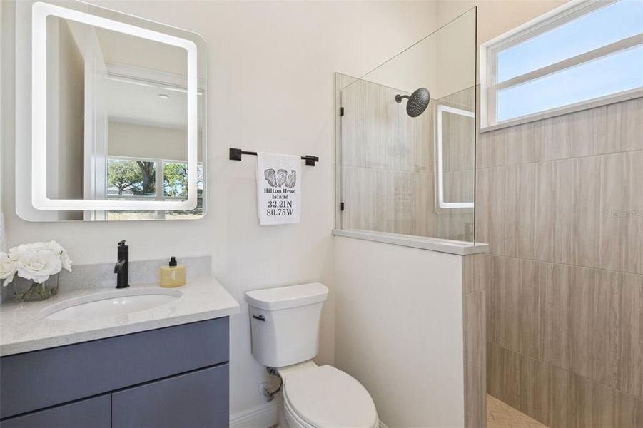 Furnished interior view inside a new home in , Lady Lake (Image 29).