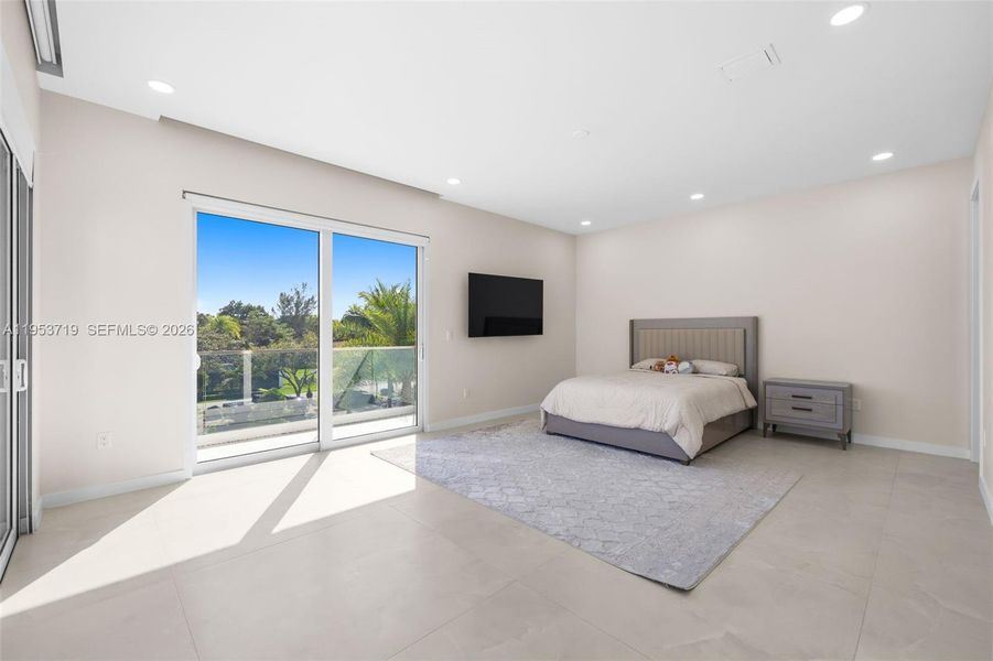 Furnished interior view inside a new home in , Palmetto Bay (Image 17).