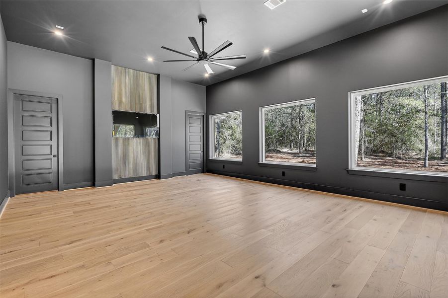 Spacious, unfurnished interior of a new home in , Montgomery (Image 32).