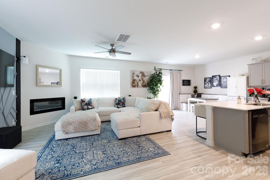 Furnished interior view inside a new home in Fergus Crossing, York (Image 12).