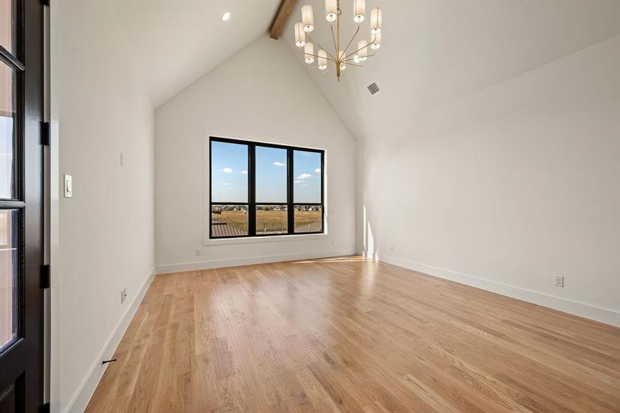 Spacious, unfurnished interior of a new home in The Resort on Eagle Mt. Lake, Fort Worth (Image 28).