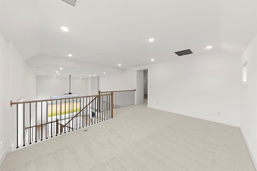 20. 3101 Hoyle - Game