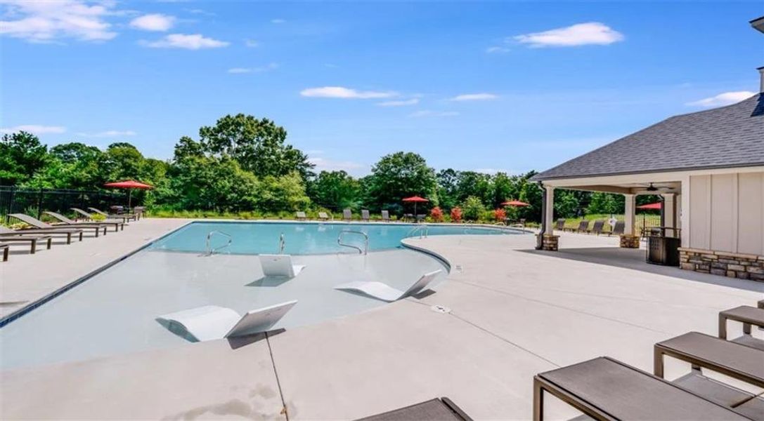 Image 40 of a home in Windance Lake.