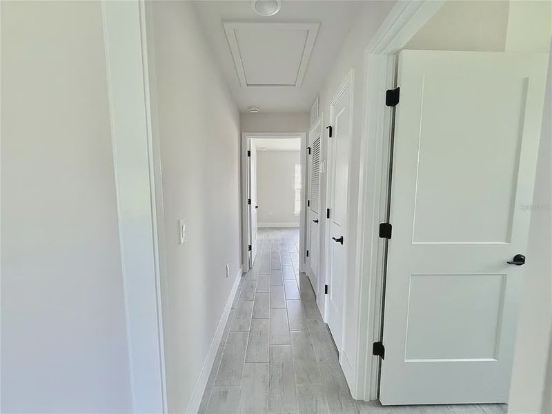 Spacious, unfurnished interior of a new home in Rotonda, Port Charlotte (Image 23).