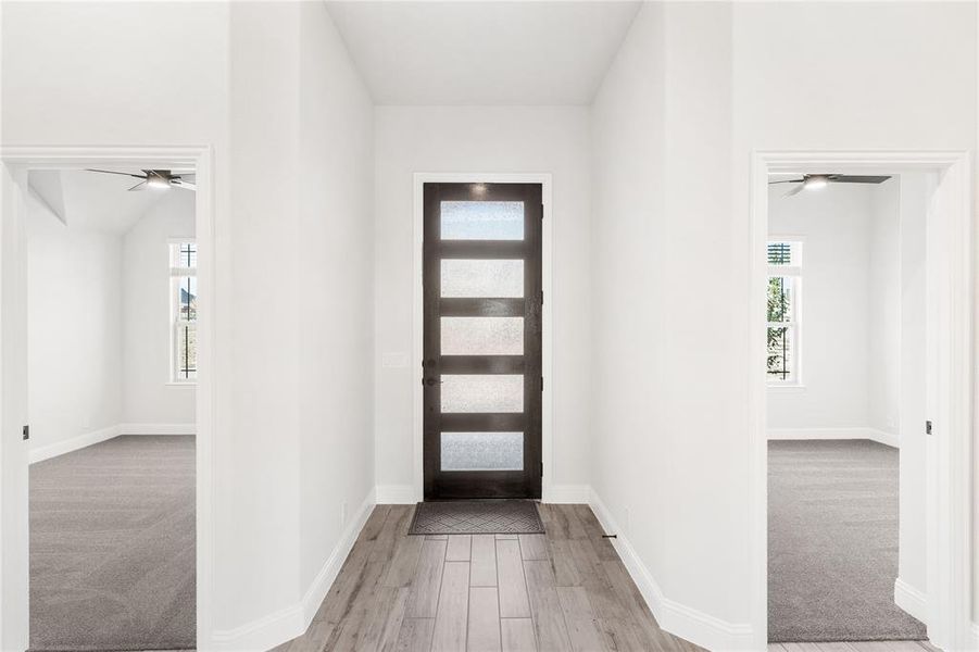 Spacious, unfurnished interior of a new home in Villages of Walnut Grove, Midlothian (Image 17).